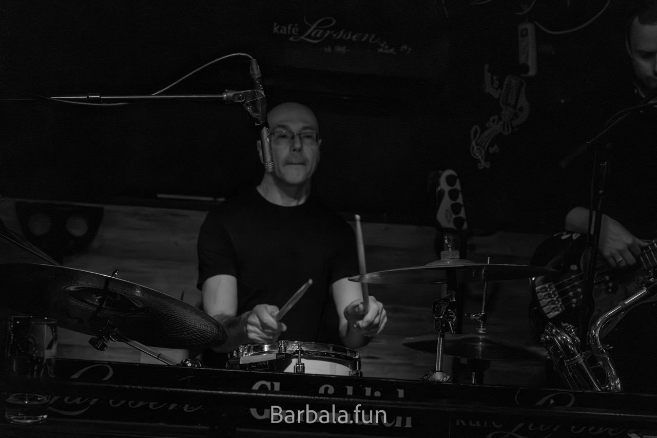 TOM Daniel Band