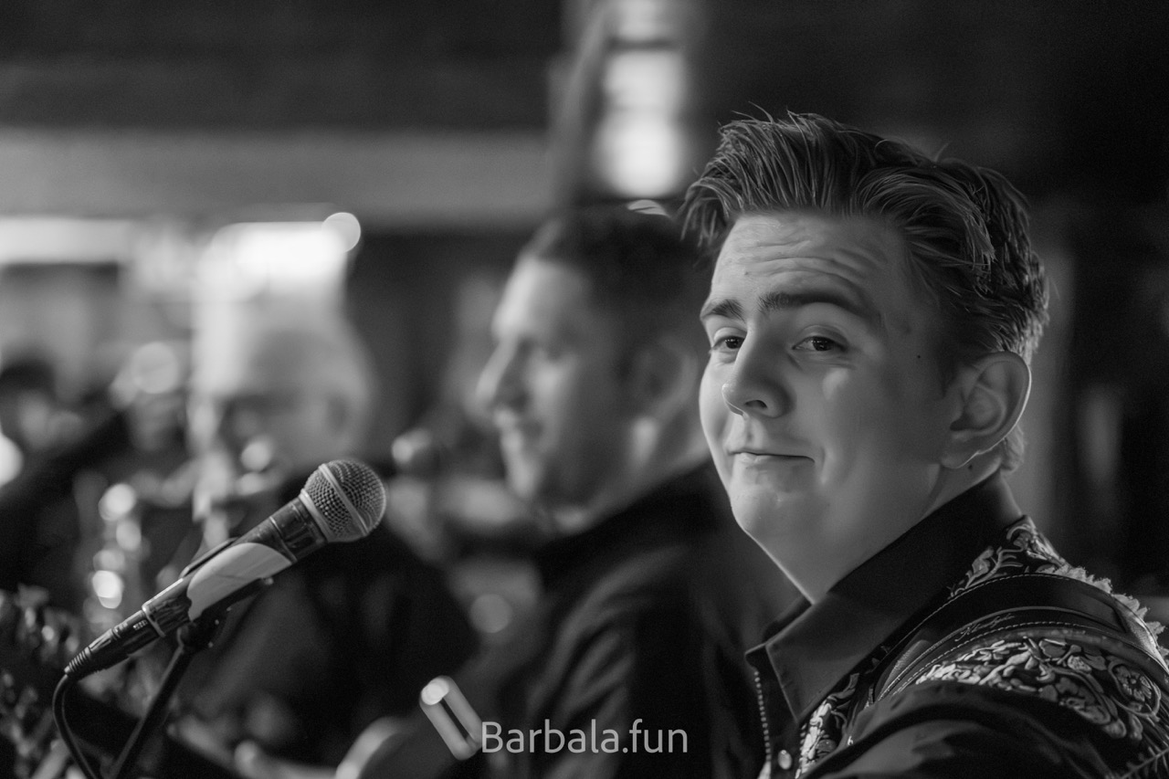 TOM Daniel Band